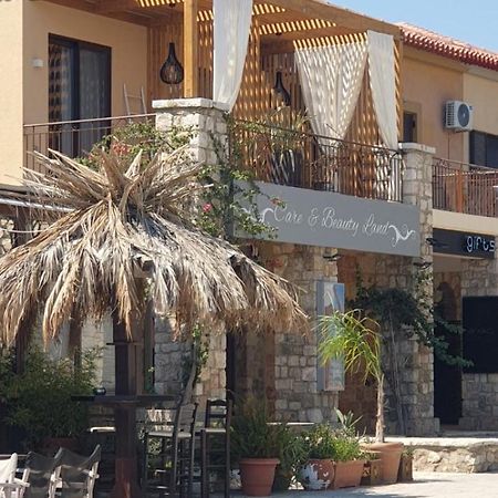 Vista Al Mare Luxury Apartments Gialova Exterior photo