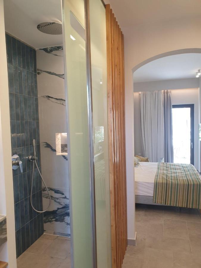 Vista Al Mare Luxury Apartments Gialova Exterior photo
